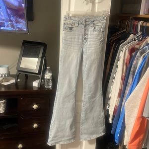 American eagle flares